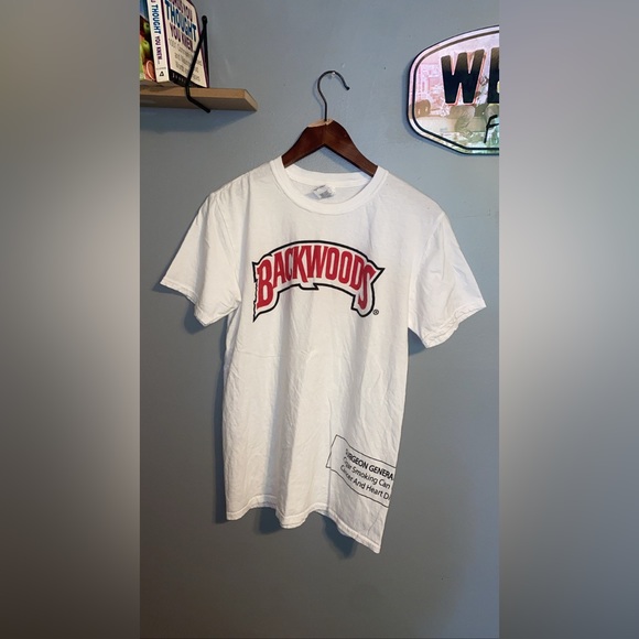 Distressed Backwoods Smoking T-Shirt (Size Medium) - Picture 1 of 2